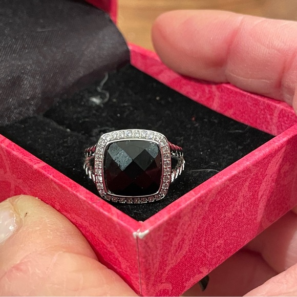 Faceted black Onyx Ring, cushion cut Rhodium plated split shank band, Sz. 7,NWT - Picture 10 of 16
